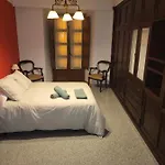 Проживання в сім'ї La Flamenka *