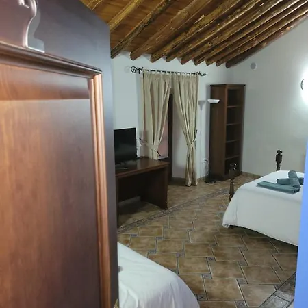 Проживання в сім'ї La Flamenka *