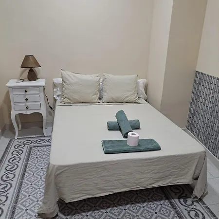 Проживання в сім'ї La Flamenka Ронда